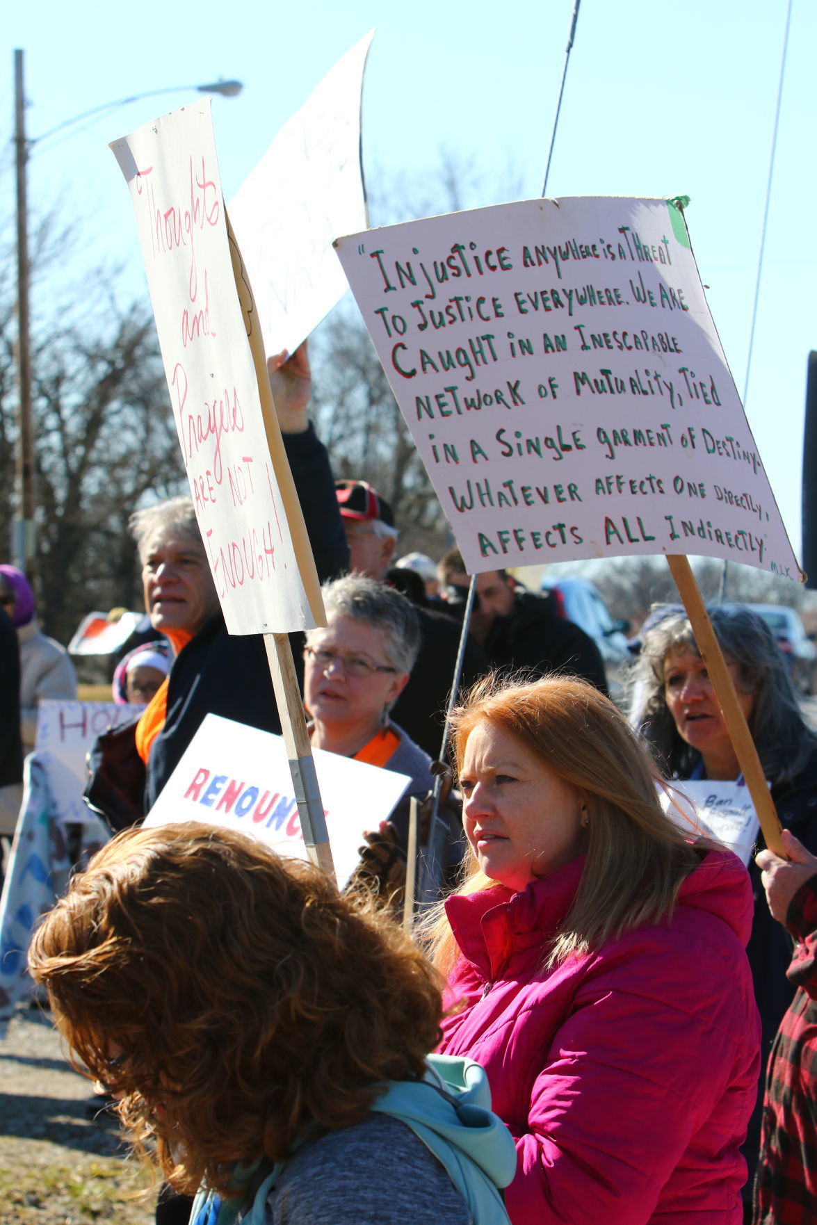 Gallery: Organizers protest outside gun show in Crown Point